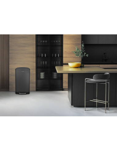 Les Collectors N°831 - Poubelle à...